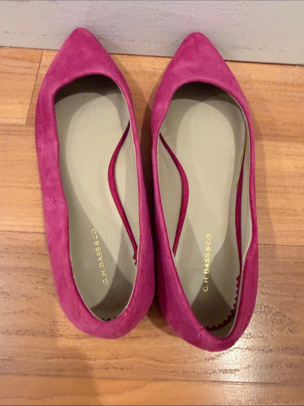 G.H. Bass & Co. Magenta Suede Pointed-Toe Flats
